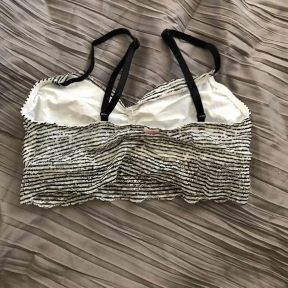 ❄️3 Bralette Bundle - Picture 6 of 7